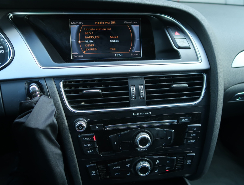 Audi A4, 2013