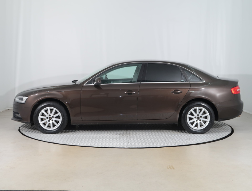 Audi A4, 2013