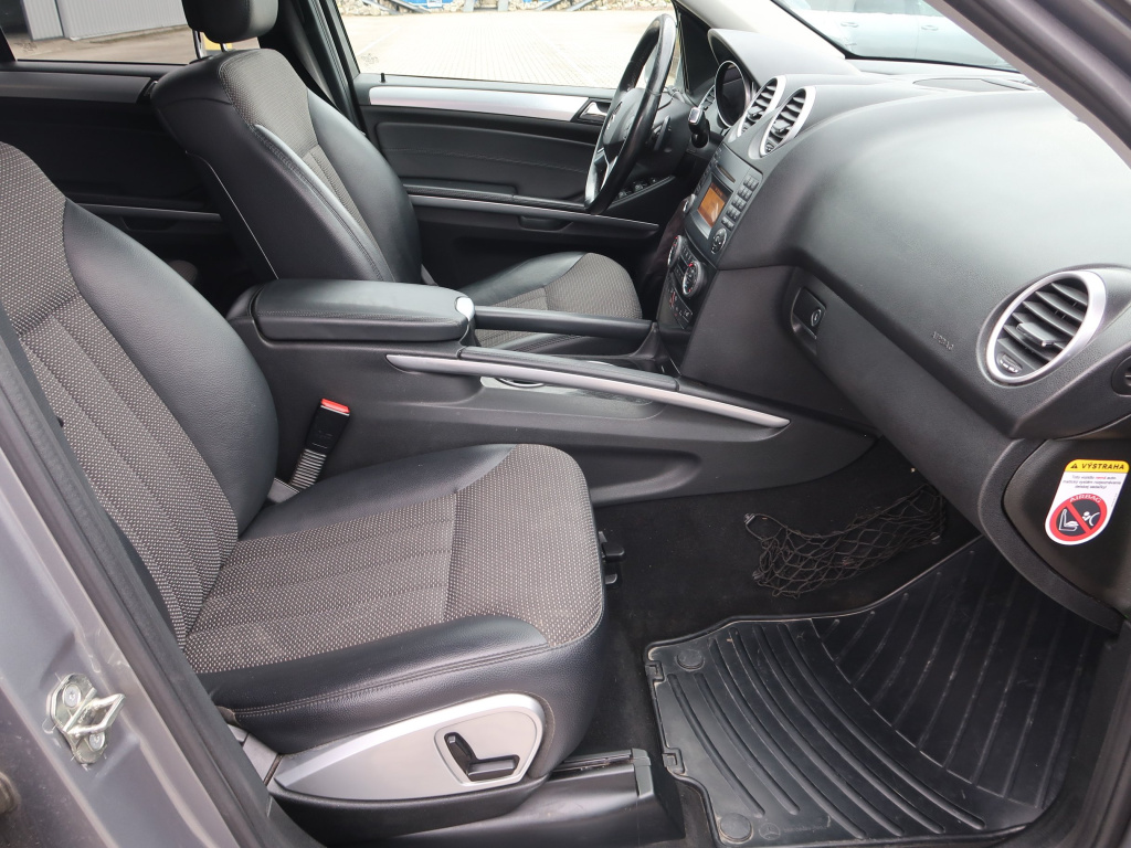 Mercedes-Benz ML