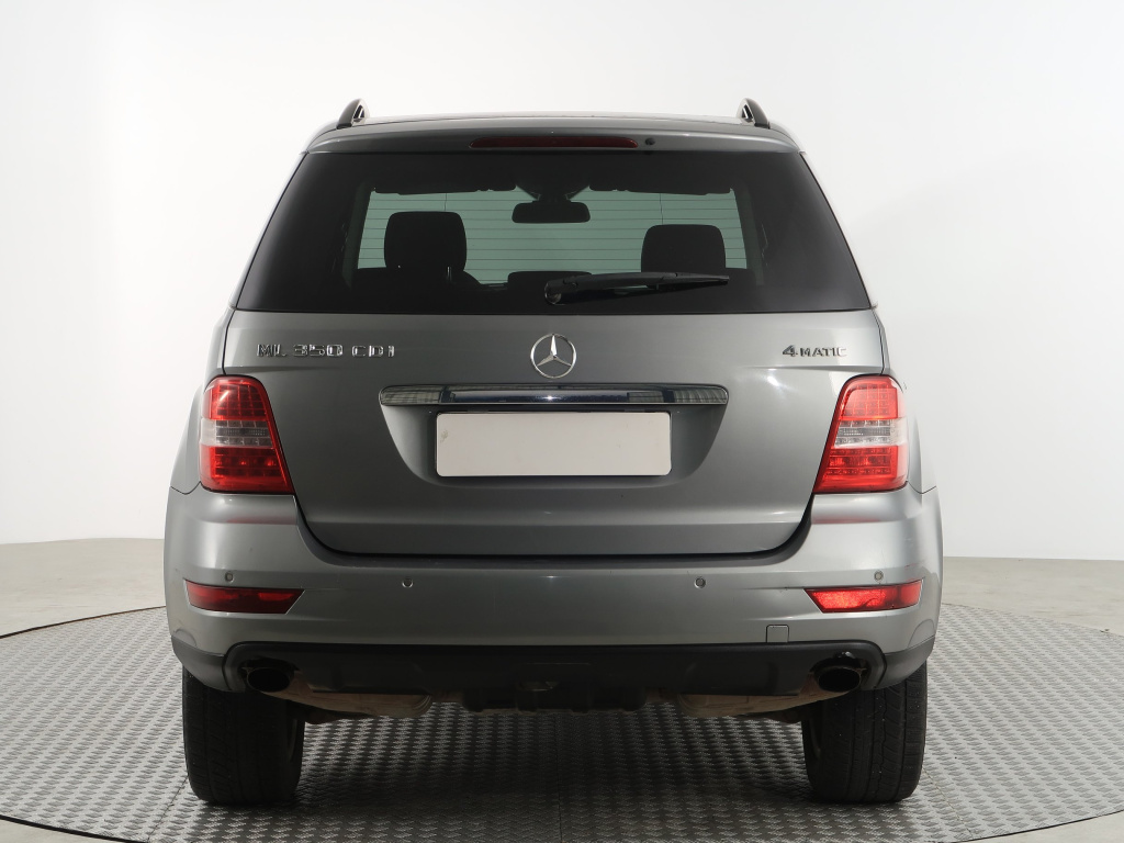 Mercedes-Benz ML