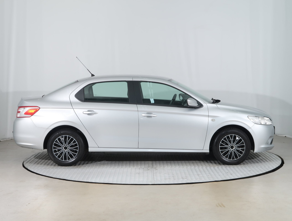 Peugeot 301