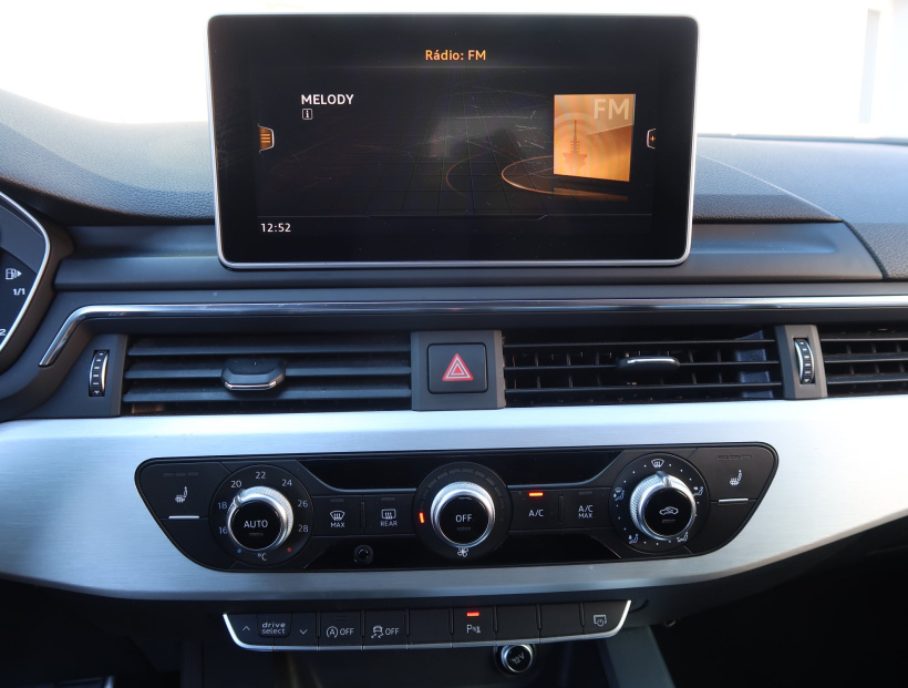Audi A4, 2016