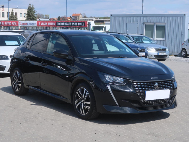Peugeot 208 2021