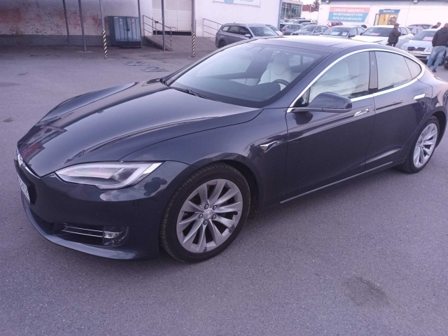 Tesla Model S 2017
