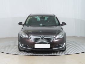Opel Insignia - 2013
