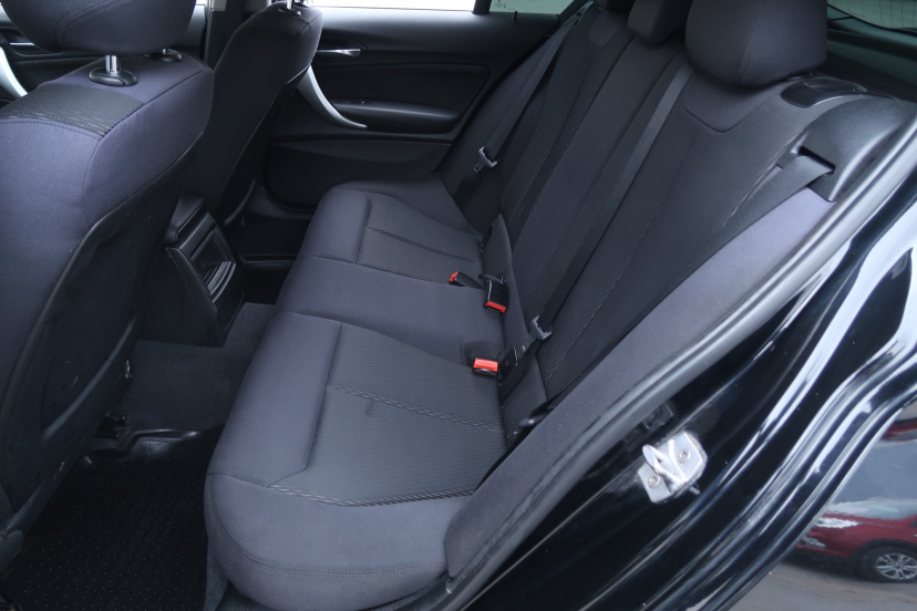 BMW 1, 2012