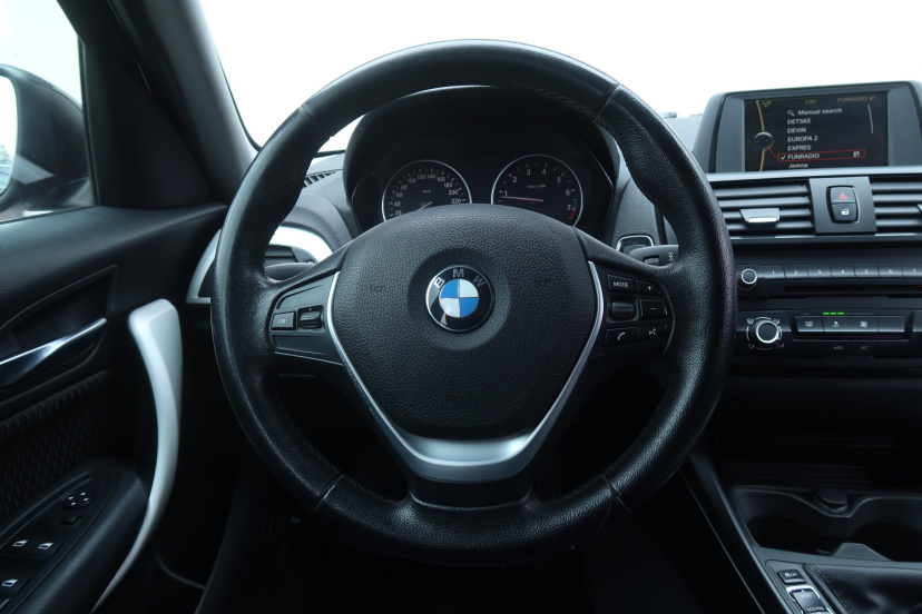 BMW 1, 2012