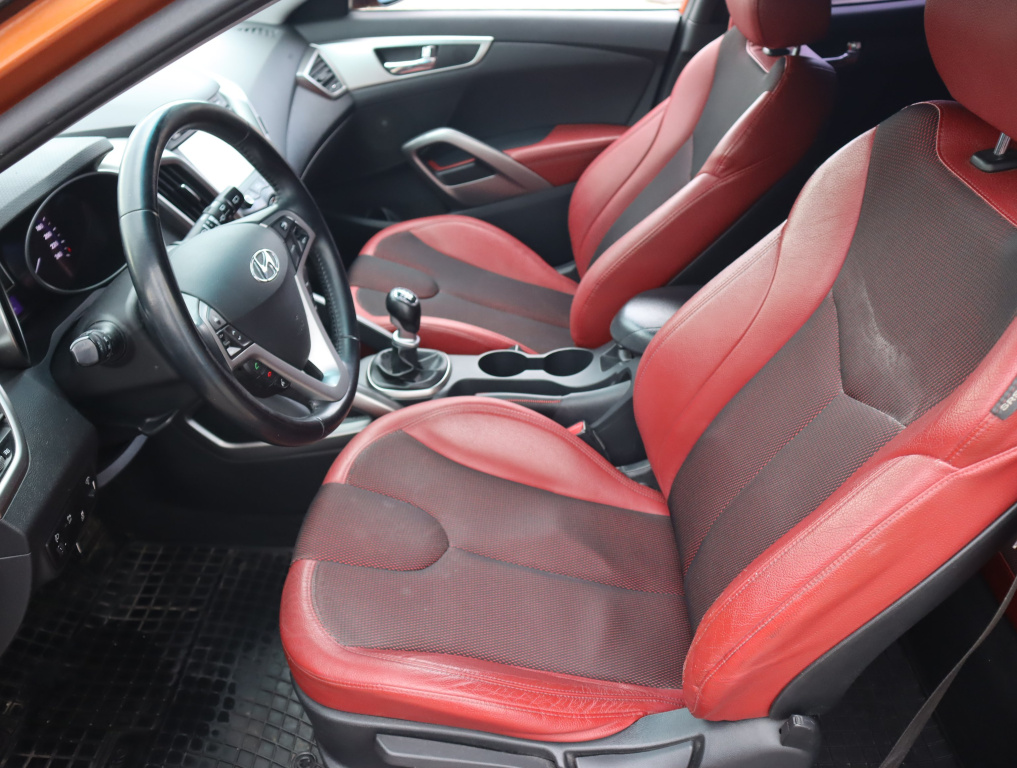 Hyundai Veloster