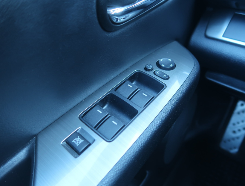 Mazda 6, 2010