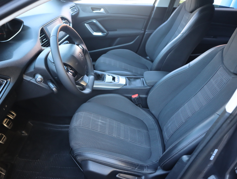 Peugeot 308, 2017