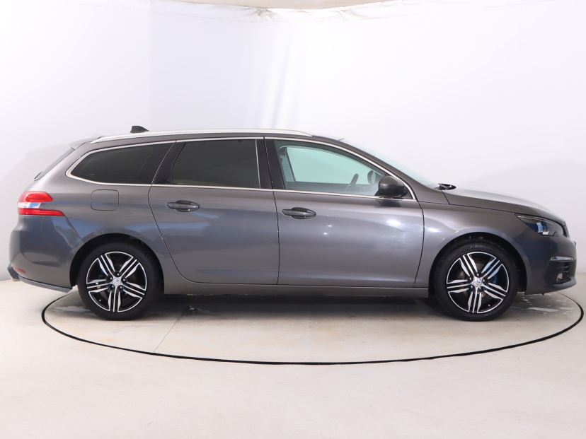 Peugeot 308, 2017