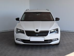 Škoda Superb - 2017