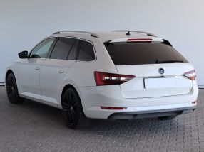 Škoda Superb - 2017