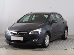 Opel Astra - 2010