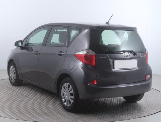 Toyota Verso-S