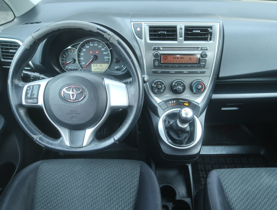 Toyota Verso-S