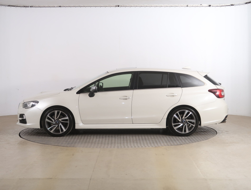 Subaru Levorg, 2015