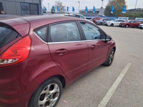 Ford Fiesta - 2010