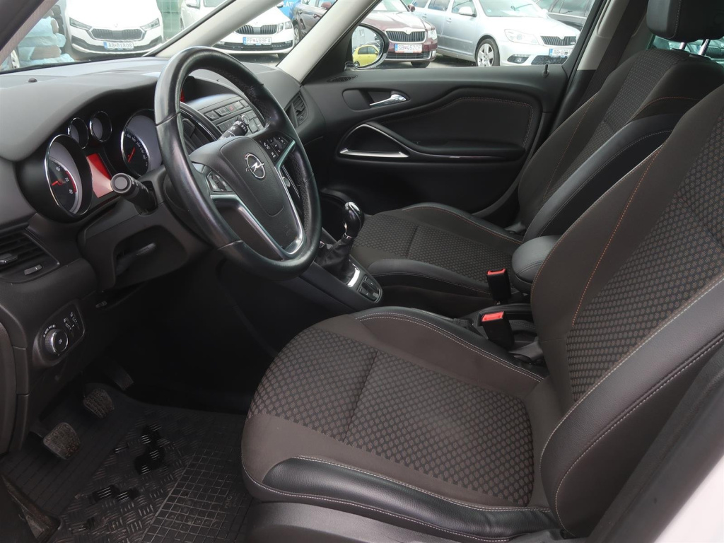 Opel Zafira Tourer