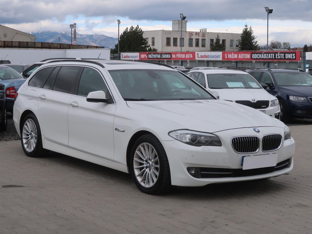BMW 5, 2011