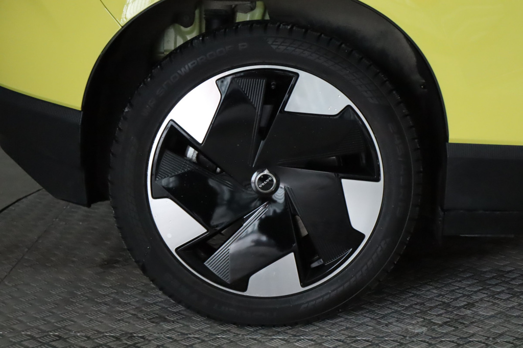 Volvo EX30