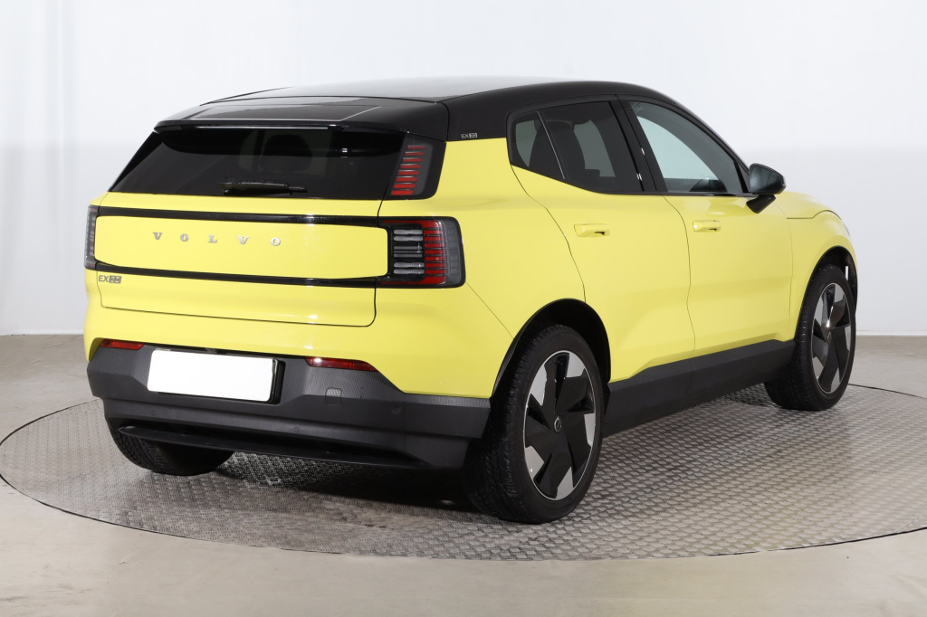 Volvo EX30