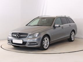 Mercedes-Benz C - 2011