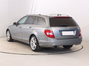 Mercedes-Benz C - 2011