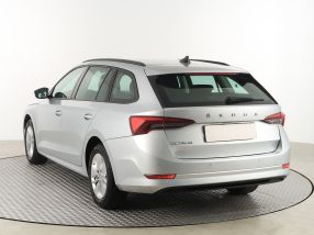 Škoda Octavia - 2021