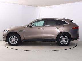 Jaguar F-Pace - 2016