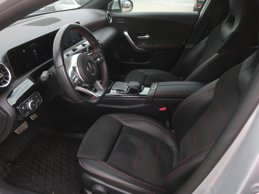 Mercedes-Benz A
