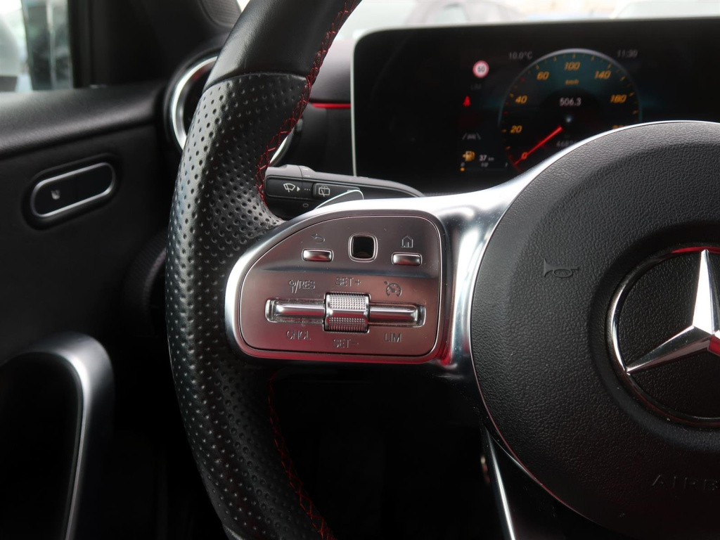 Mercedes-Benz A