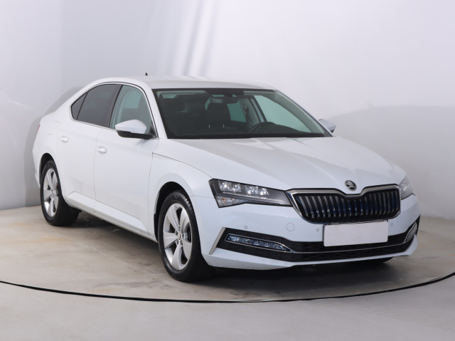 Škoda Superb 2021