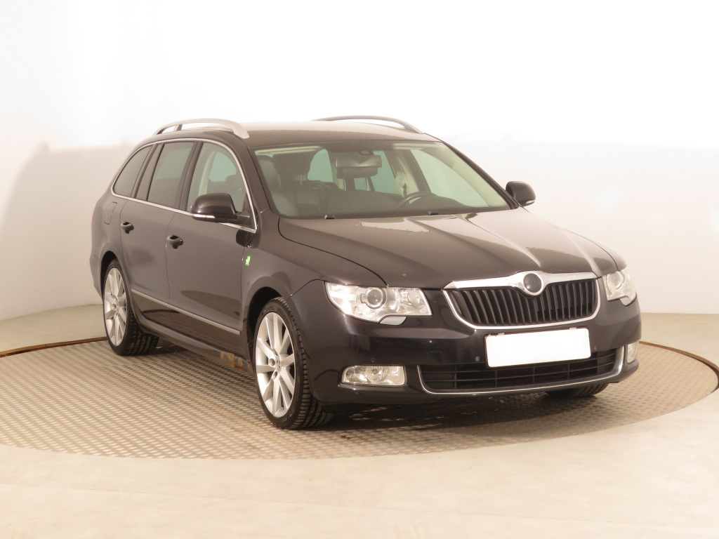 Škoda Superb, 2012