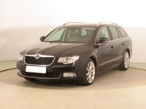 Škoda Superb - 2012