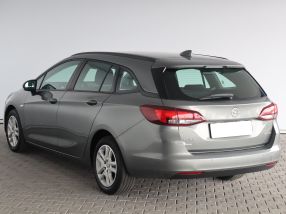 Opel Astra - 2017