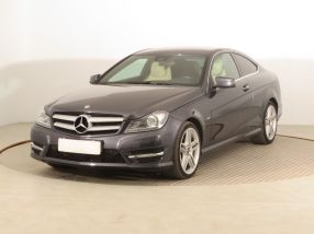 Mercedes-Benz C - 2011
