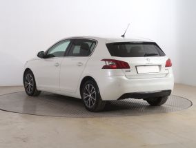 Peugeot 308 - 2015