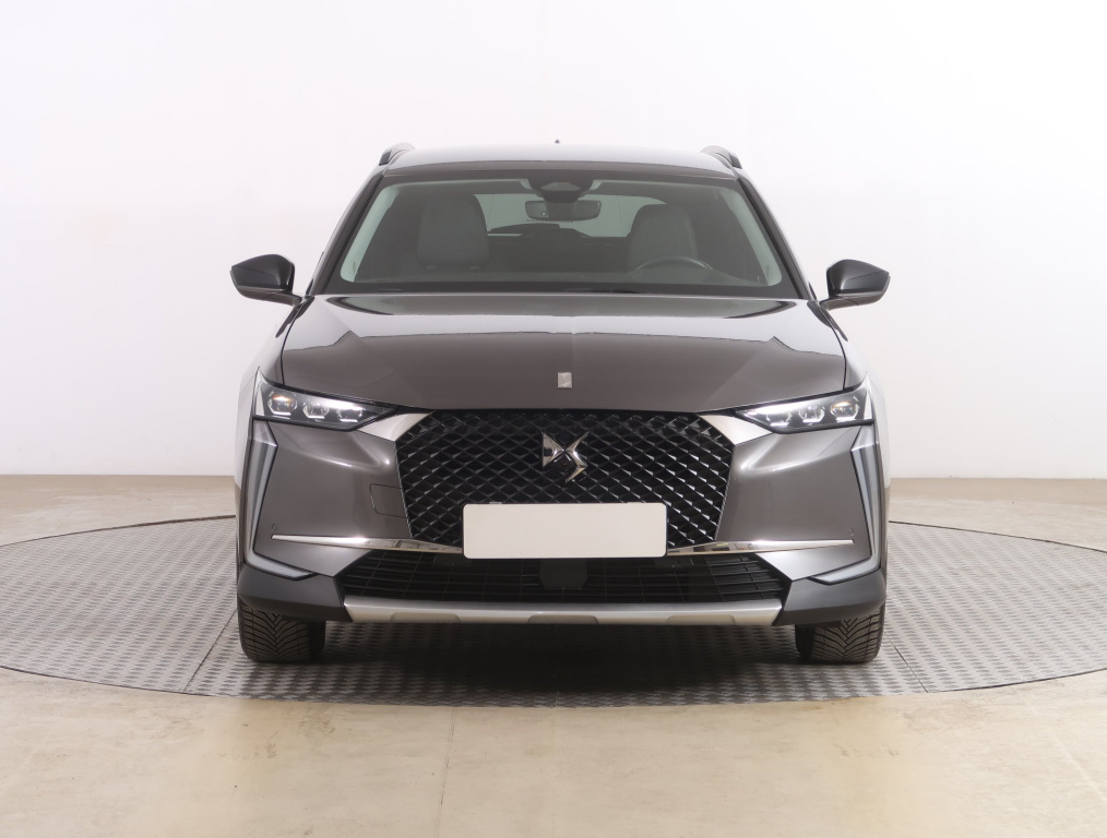 DS 4