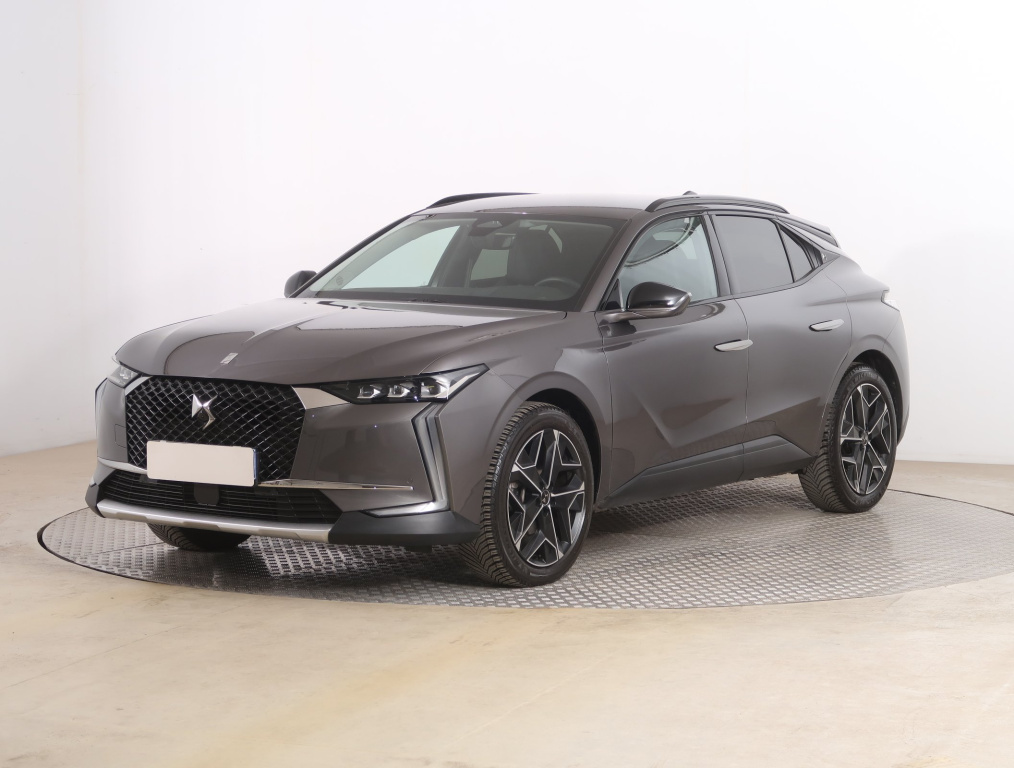 DS 4