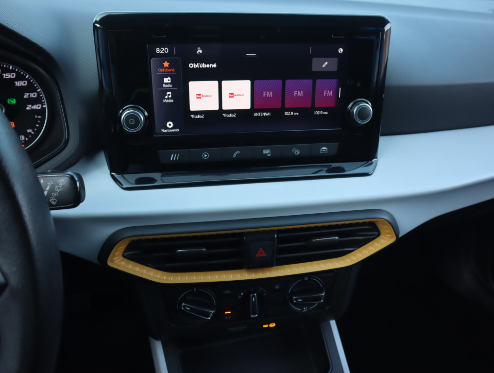 Seat Arona