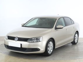 Volkswagen Jetta - 2013