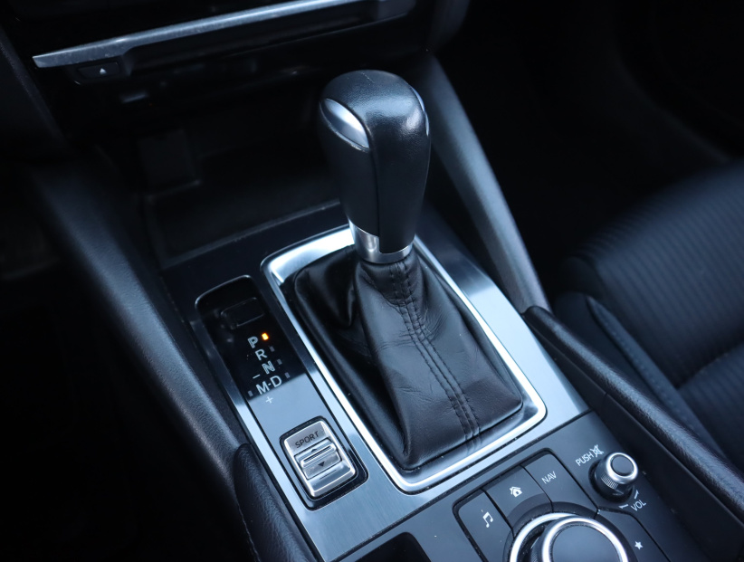 Mazda 6, 2016