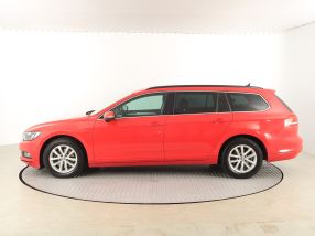 Volkswagen Passat - 2016