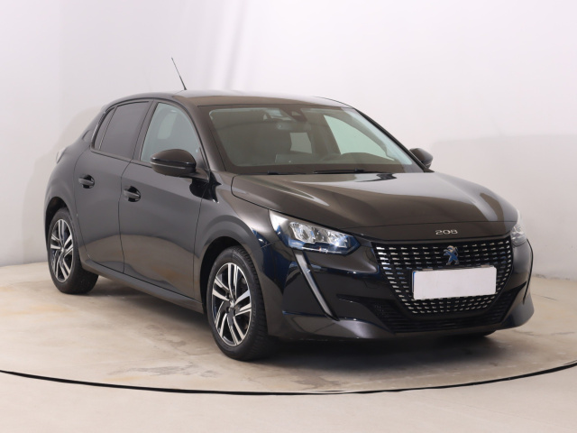Peugeot 208 2021