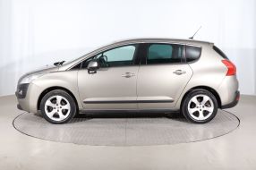 Peugeot 3008 - 2013