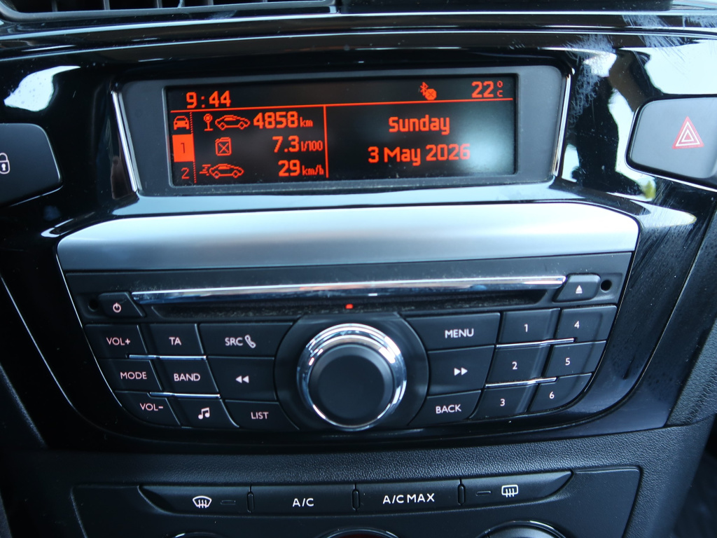 Peugeot 301