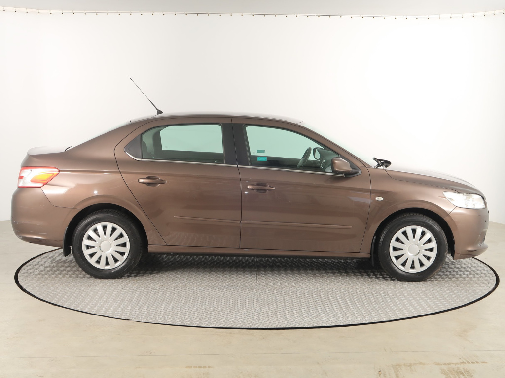 Peugeot 301