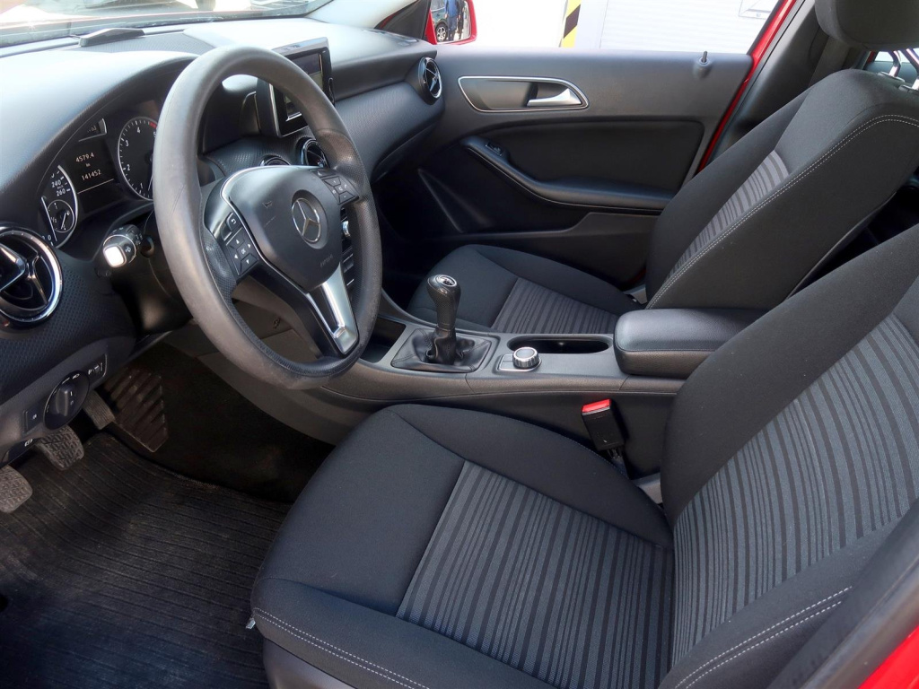 Mercedes-Benz A