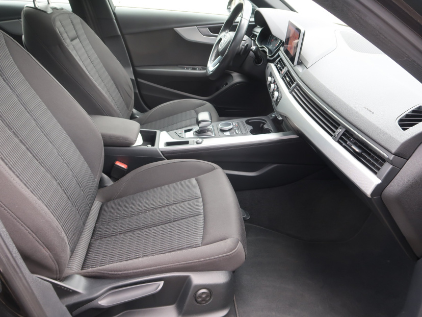 Audi A4, 2018